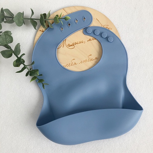 Силиконовый нагрудник MUSHIE Powder Blue