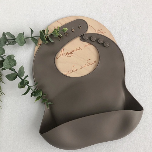 Силиконовый нагрудник MUSHIE Dove Gray